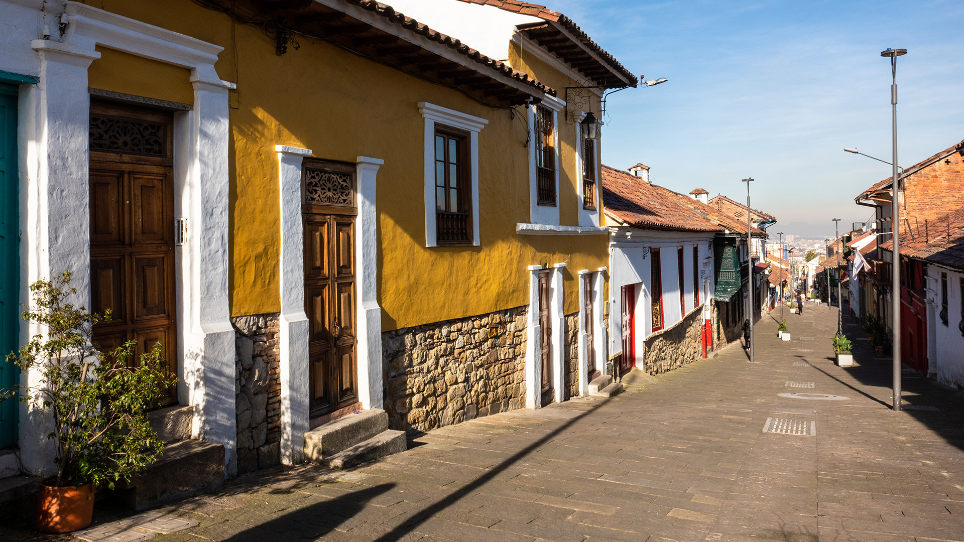 Coloridas casas en el barrio de La Candelaria