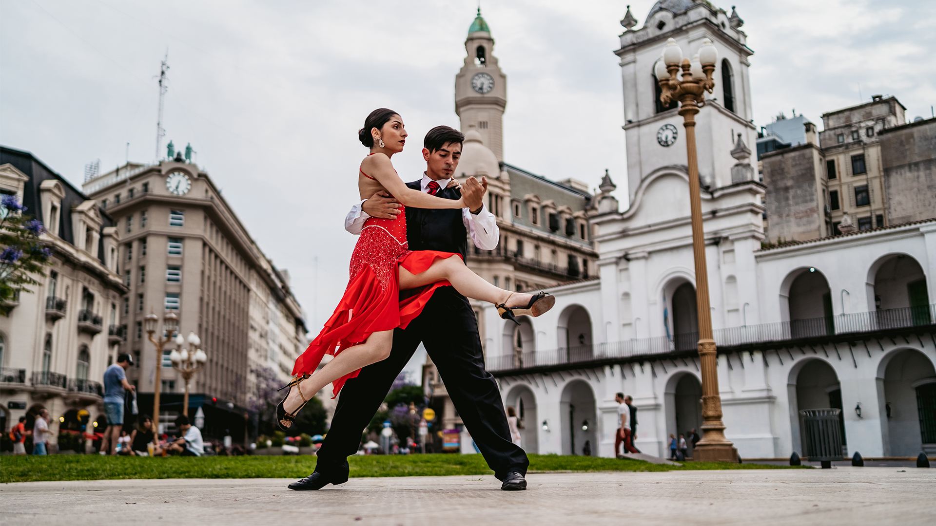 Bailando tango en la calle