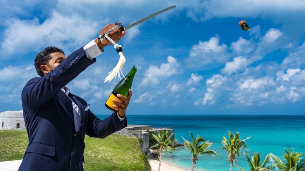 Destapando champagne