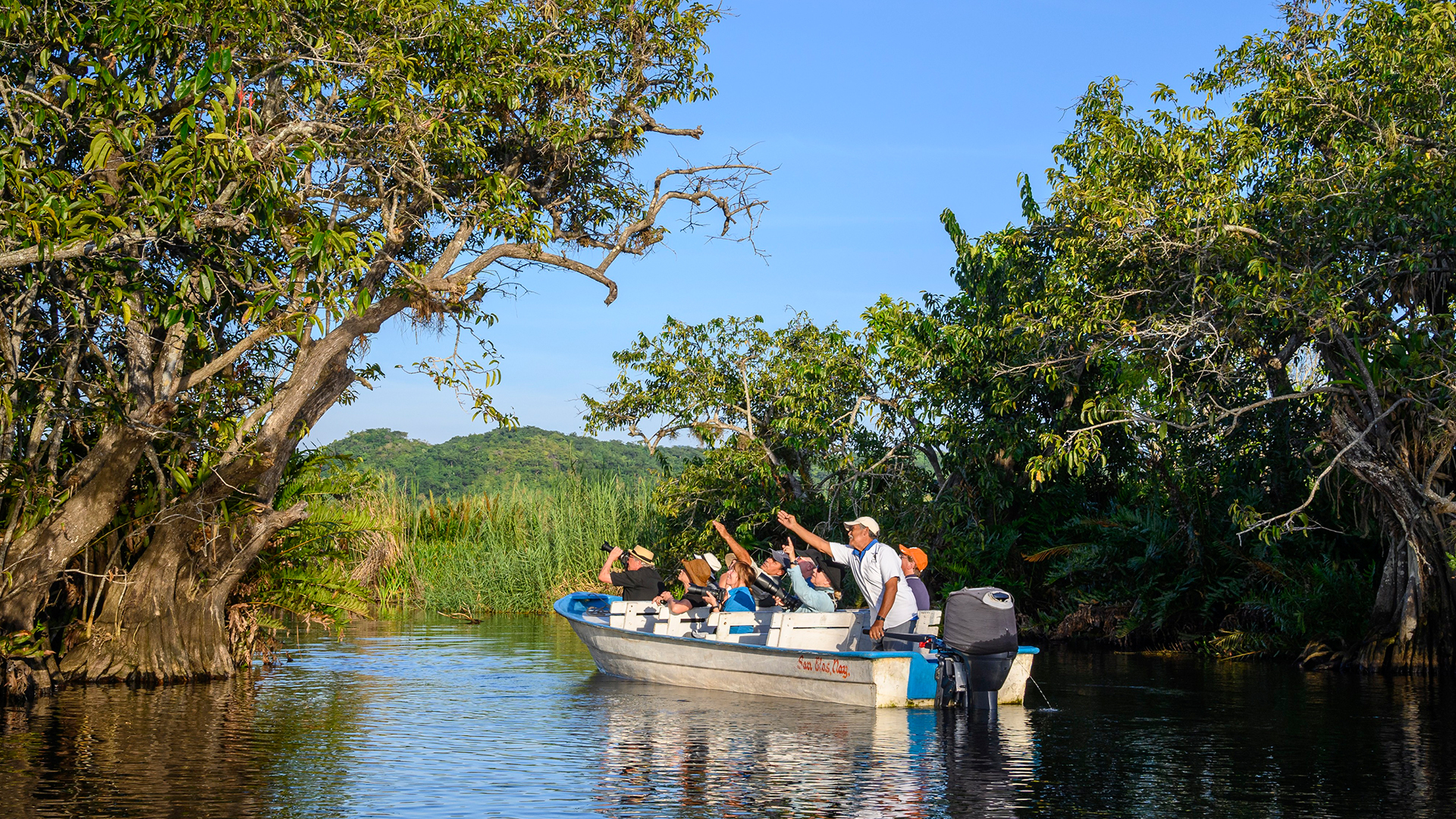 Paseo en lancha por el manantial La Tovara