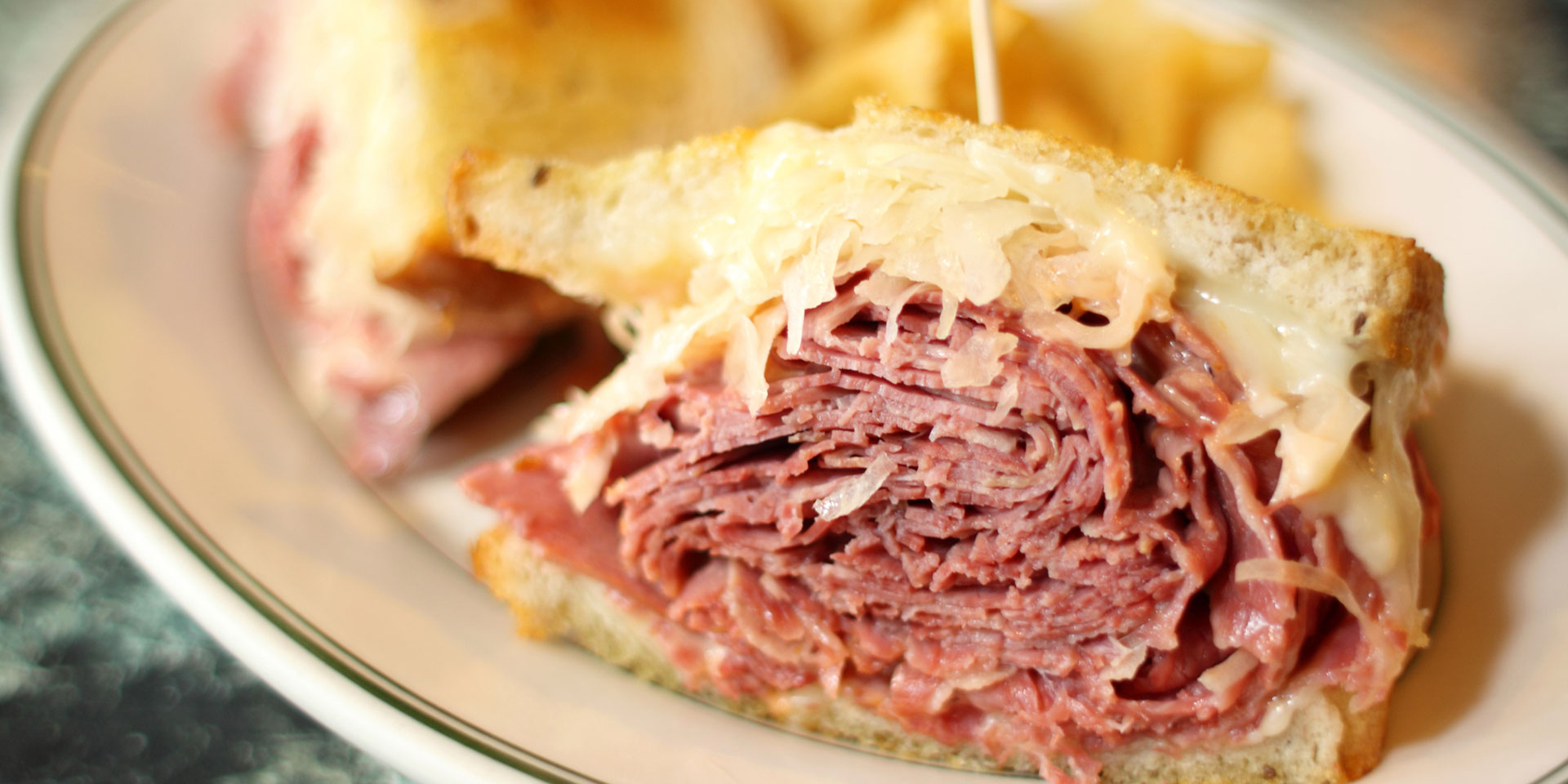 Famous 4th Street Delicatessen