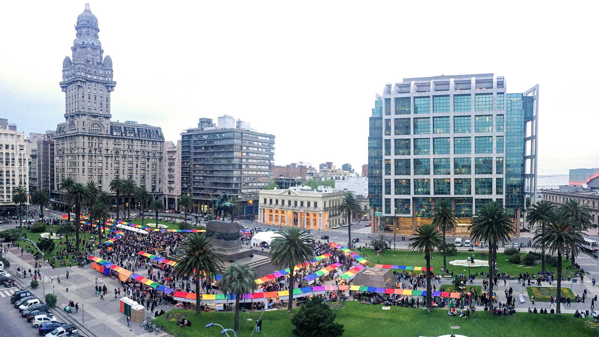 Festival en la Plaza Independencia