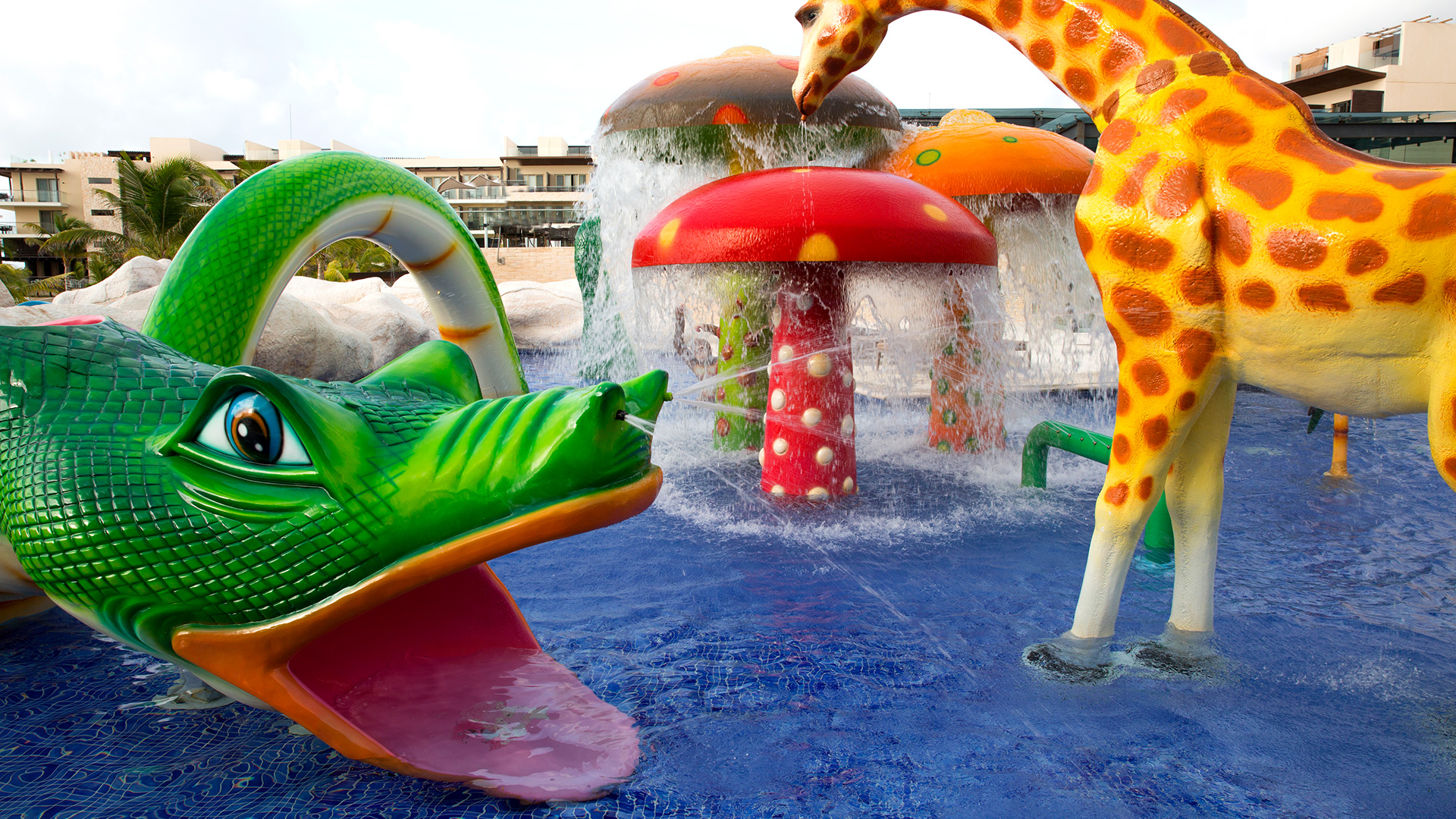 Hongos y Jirafa del parque acuático