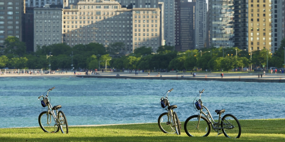 Explore Chicago by Bike