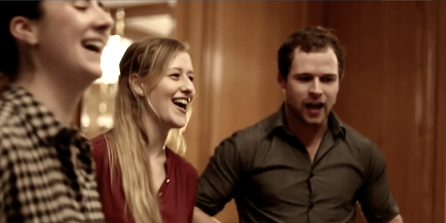 How a Singing Flash Mob Helped One London Man Land a Fiance