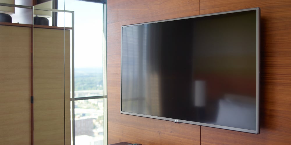 TV screen in Marriott hotel room.
