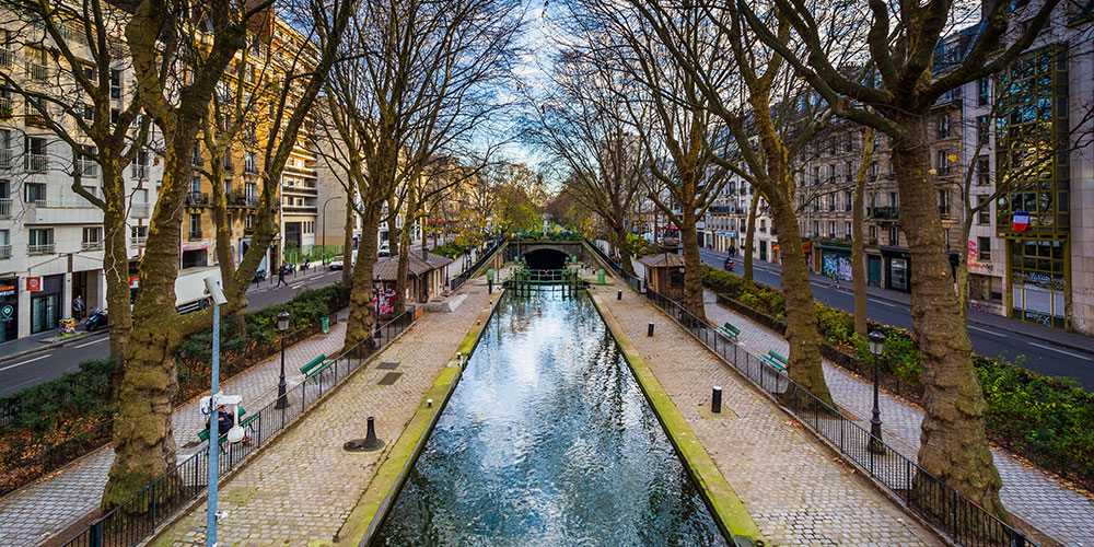 paris attractions canal st martin