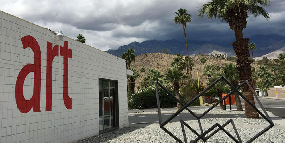 On a Budget? How to Visit Posh Palm Springs Without Breaking the Bank
