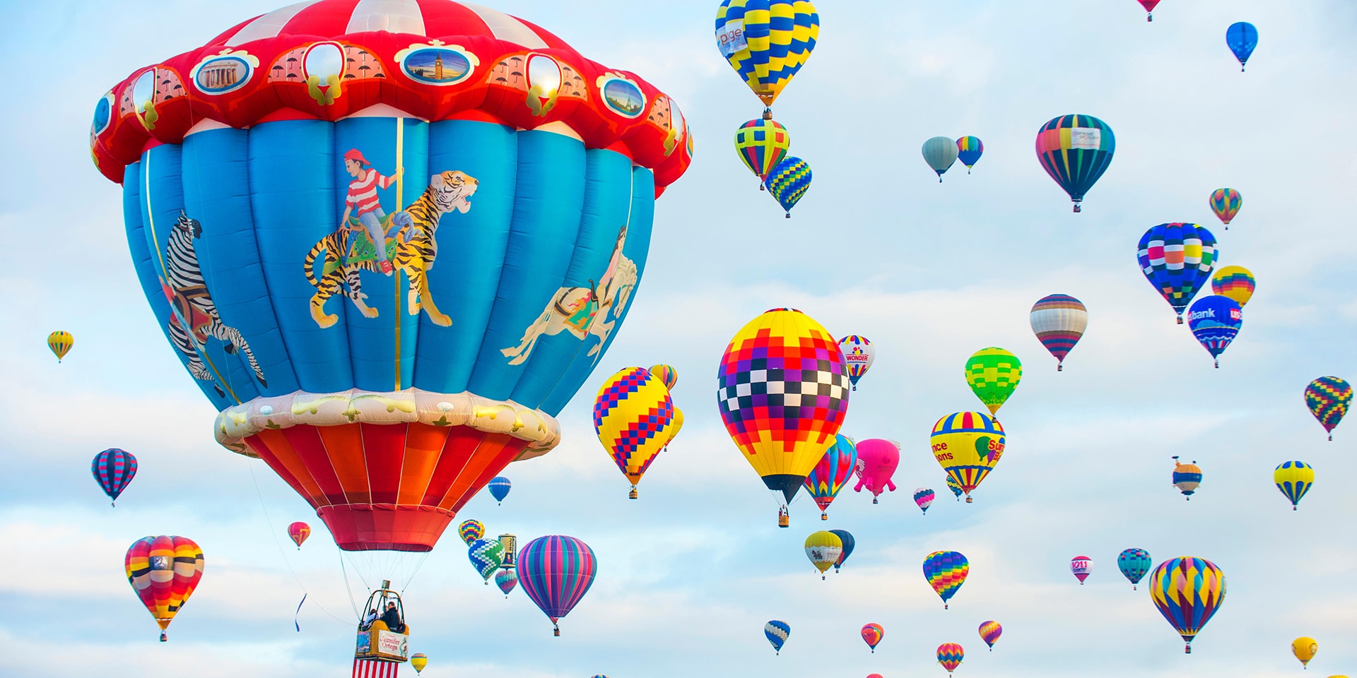 Road trips from Albuquerque to see air balloons.