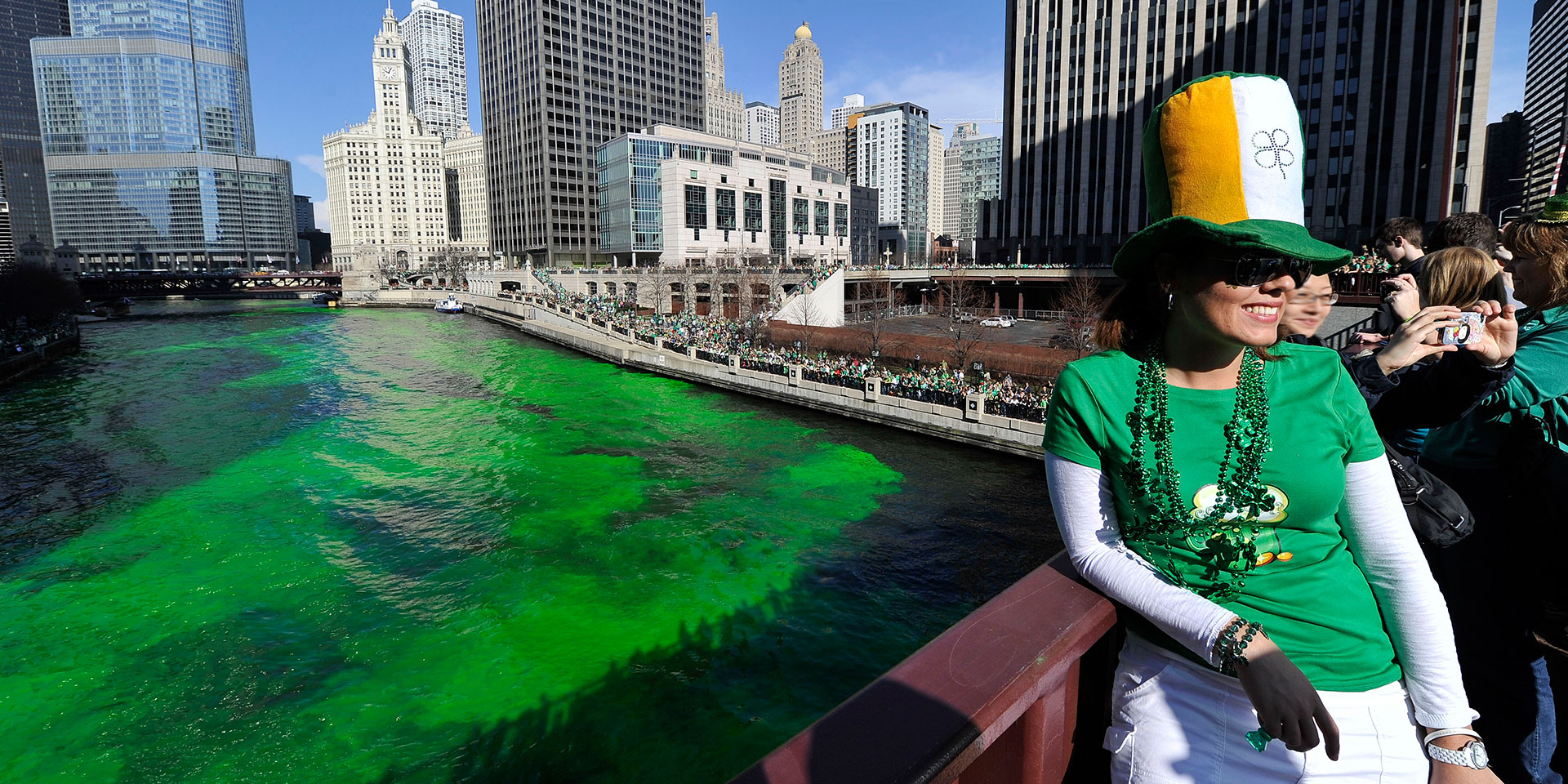 Chicago river goes green.