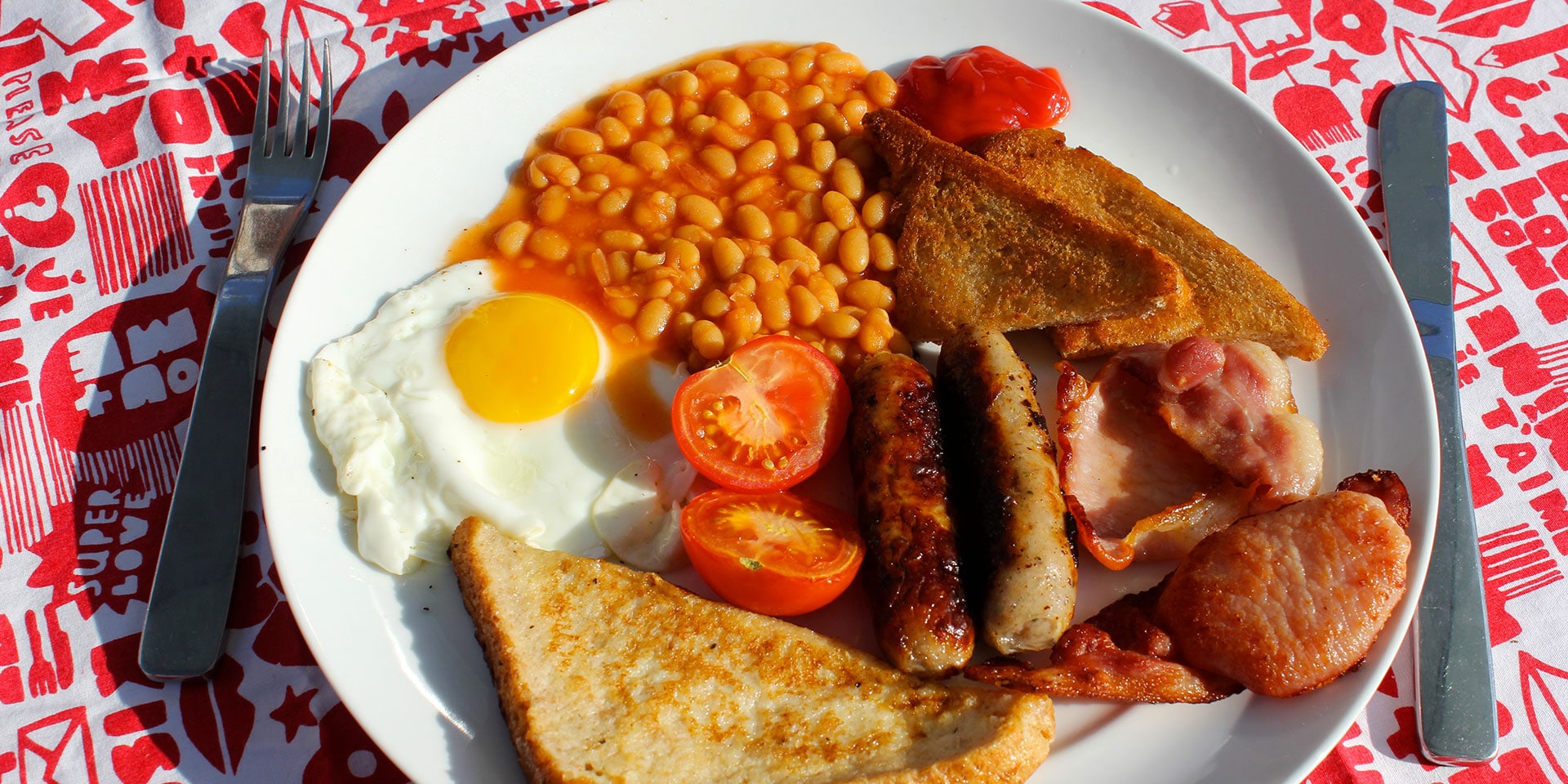 Where to Find the Perfect English Fry-Up in Manchester