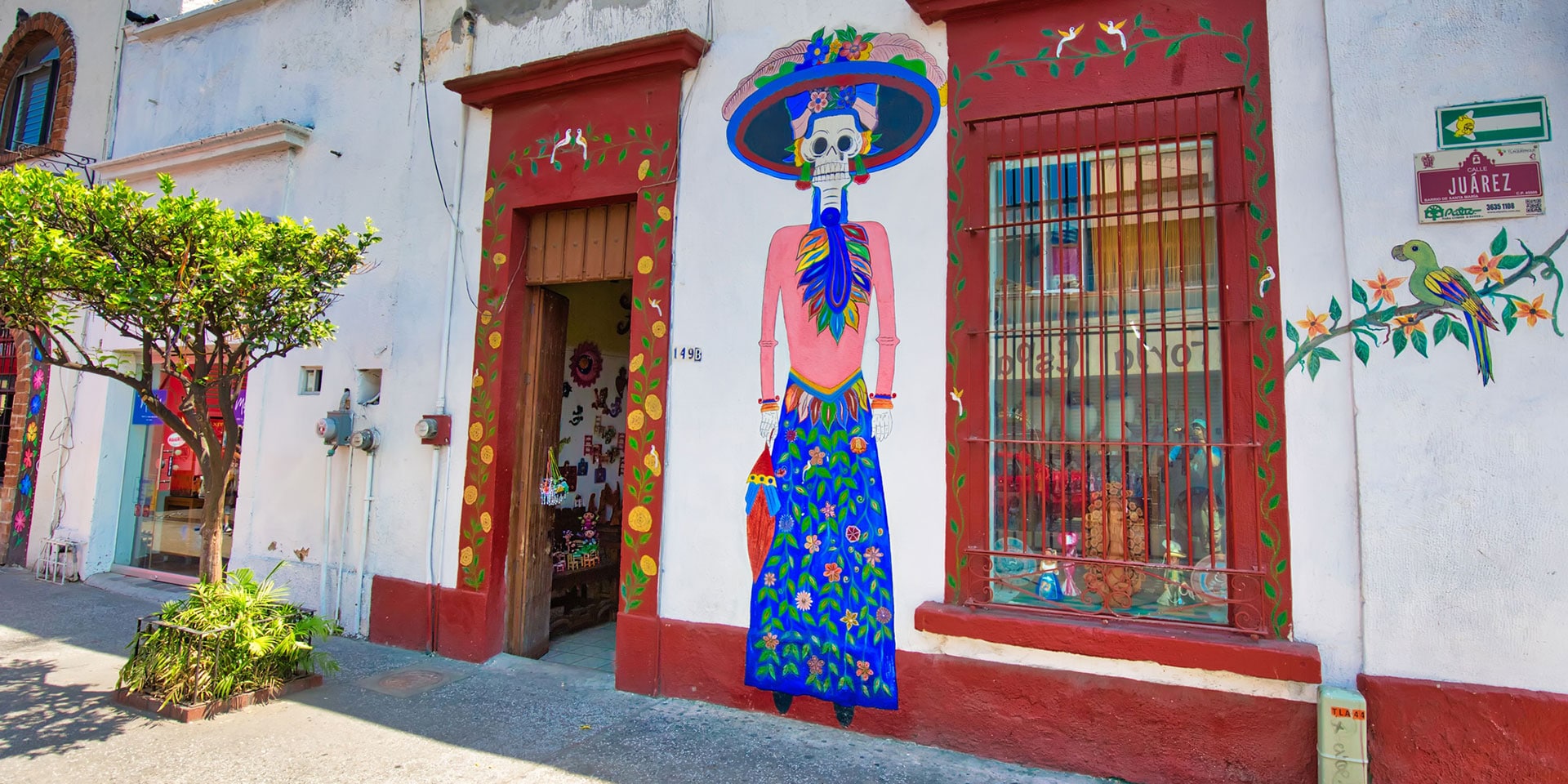 Where to Shop in Tlaquepaque, Guadalajara | Marriott Bonvoy Traveler