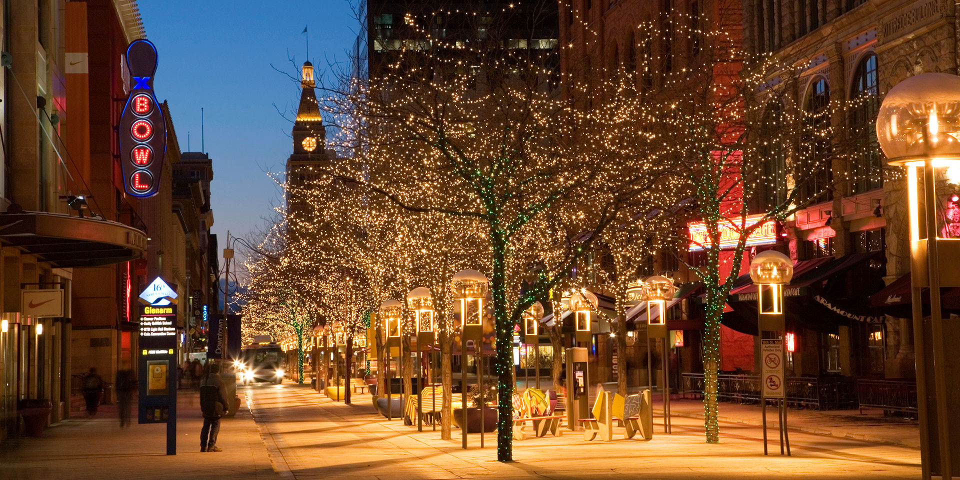 Læsbarhed skammel kighul Christmas in Denver | Marriott Bonvoy Traveler
