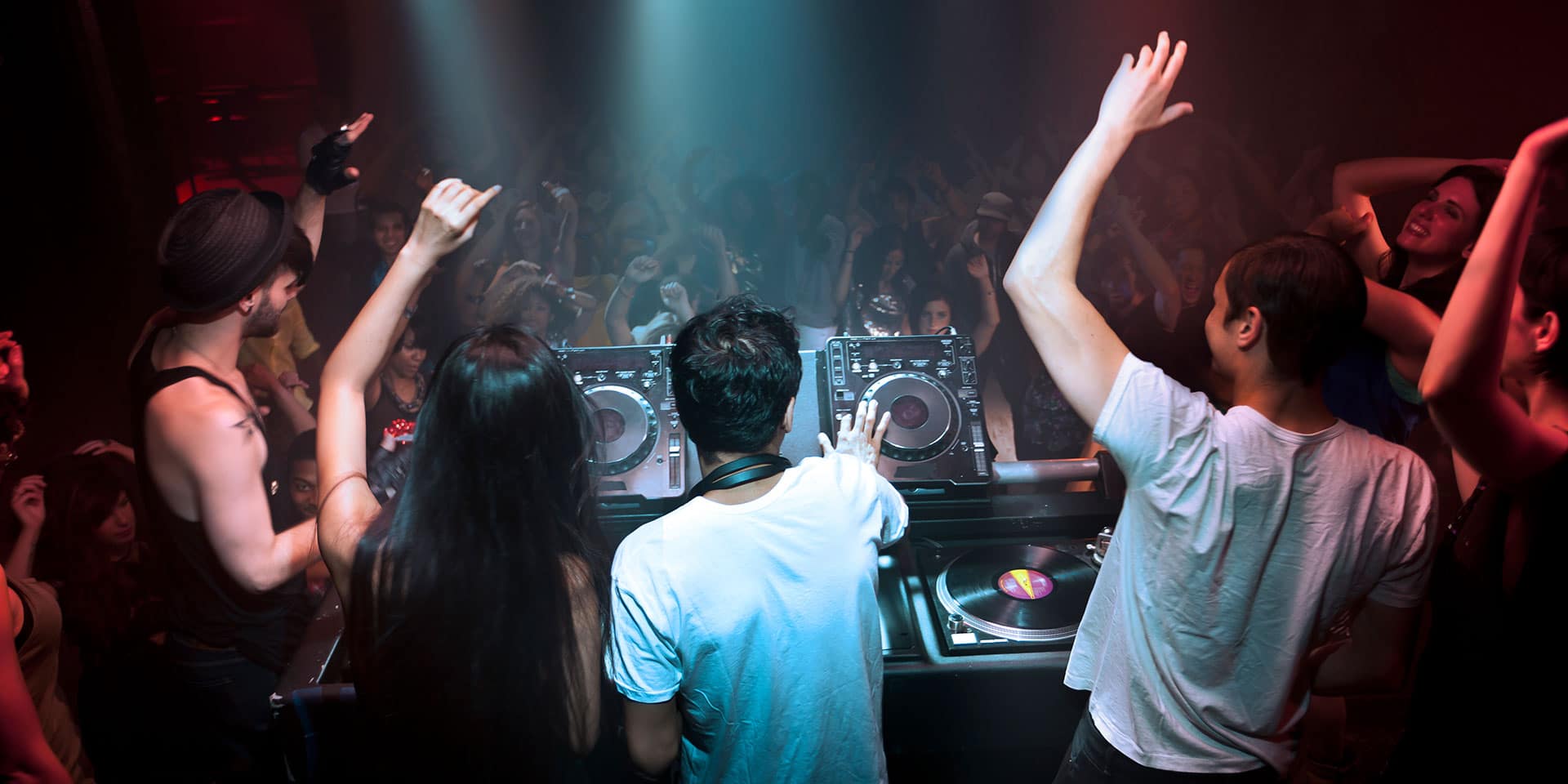 Nightlife in Sao Paulo: The Best Bars, Clubs, & More