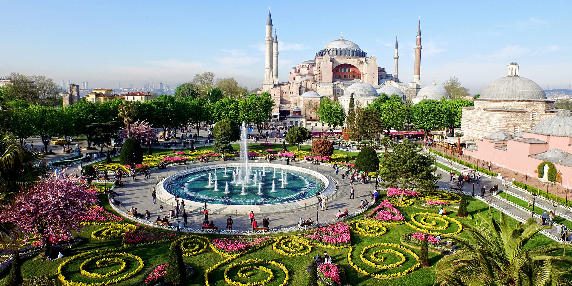 blue mosque and gardens