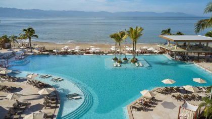 Marriott_Puerto_Vallarta-Resort-Pool