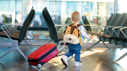 small child in airport