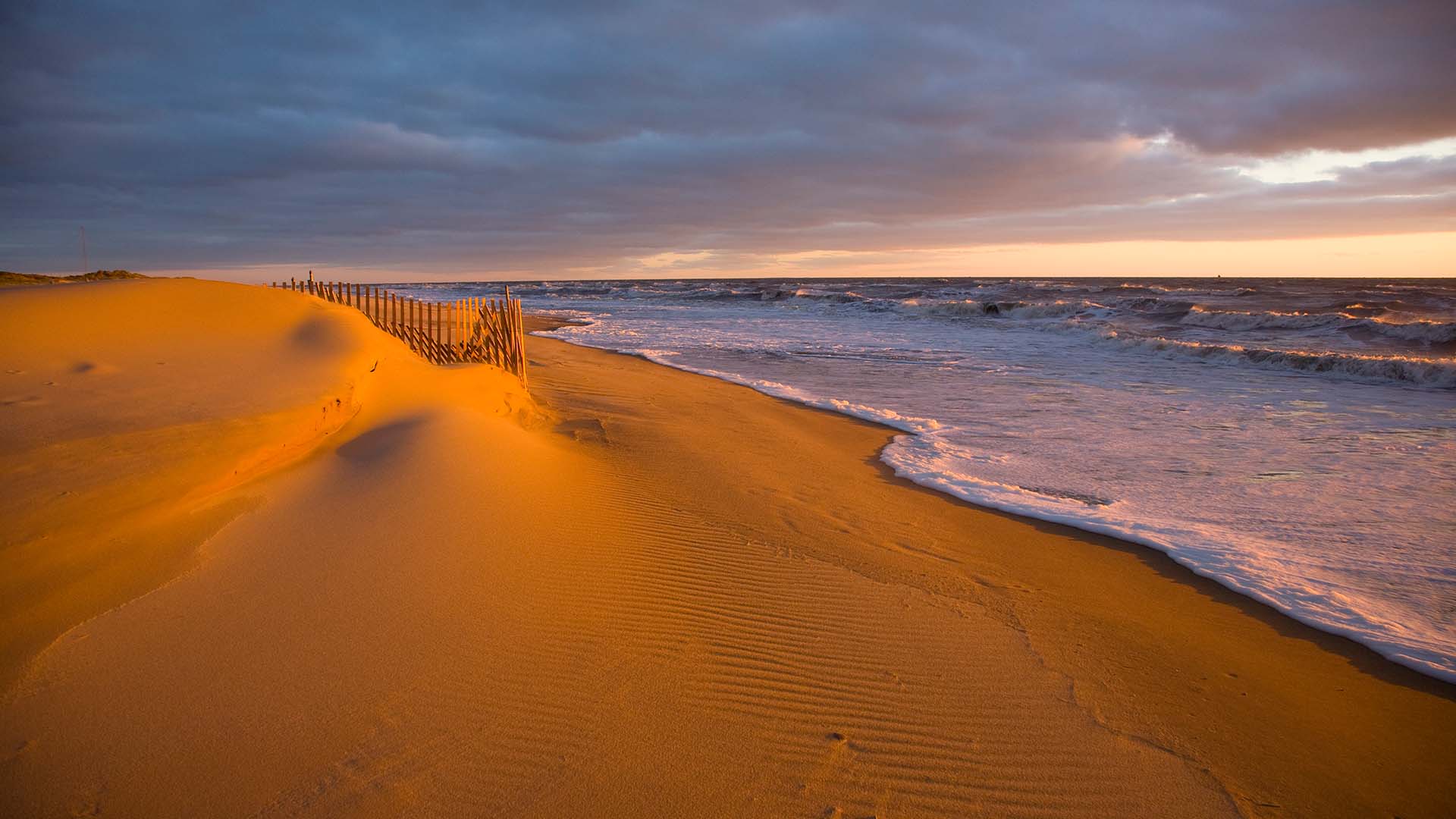 Virginia is for Beach Lovers: Weekend Guide to Norfolk, Virginia Beach and Chesapeake