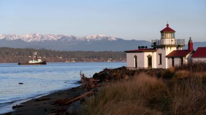discovery park lighthouse in seattle