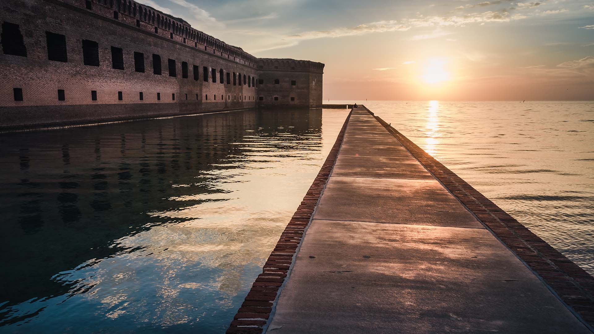fort jefferson dry tortugas at sunset