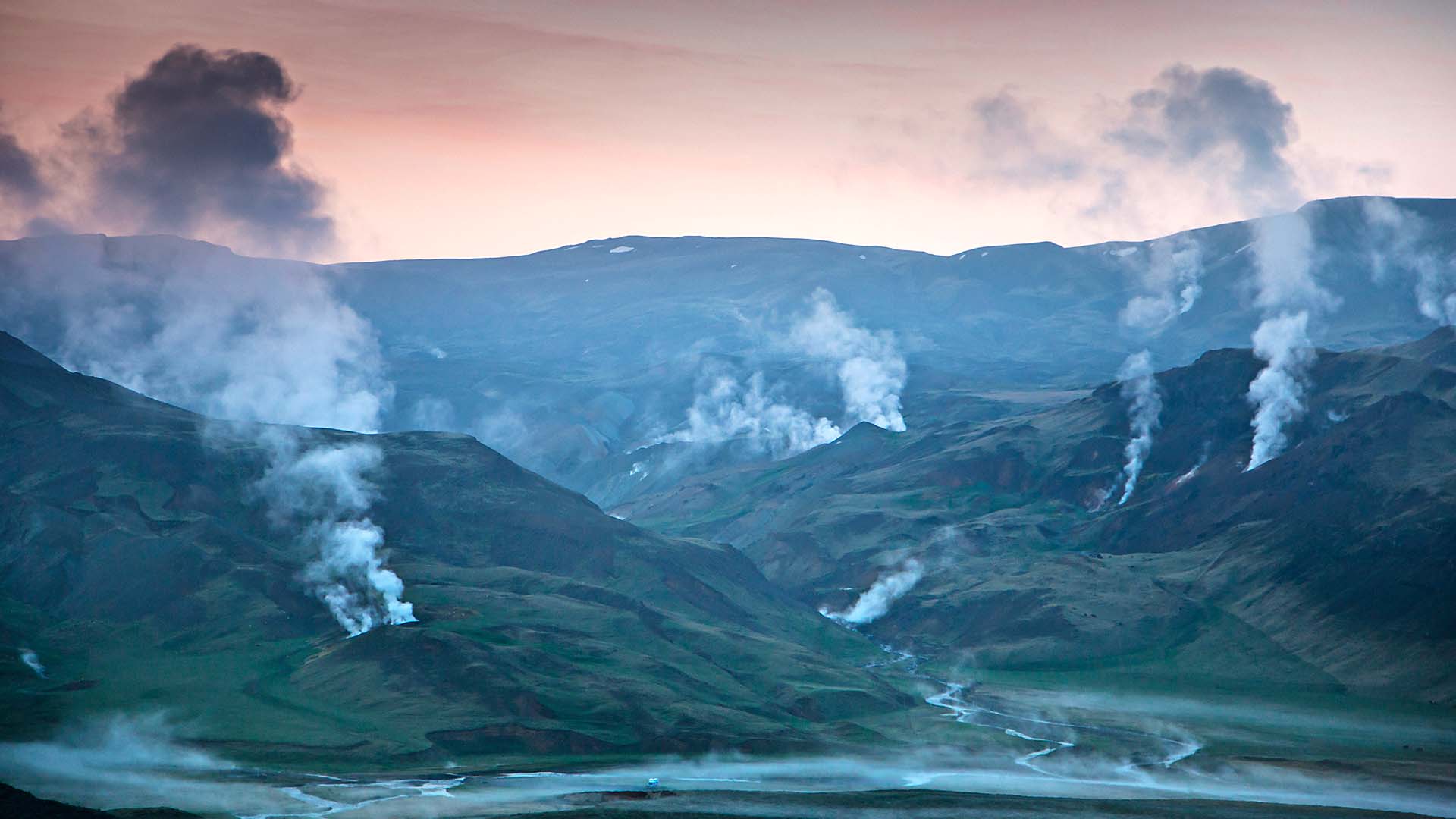 geothermal activity in iceland