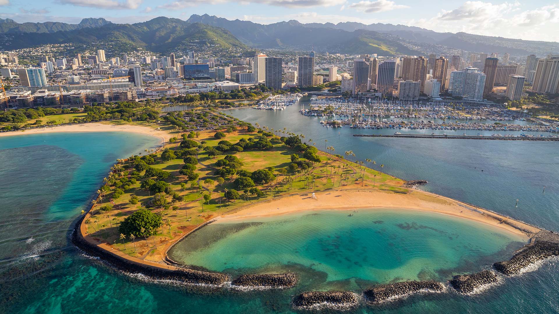 Dream of Living in Hawaii? Discover Honolulu’s Ala Moana Neighborhood