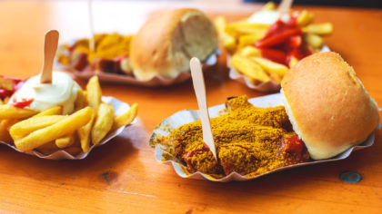 A plate of curry wurst