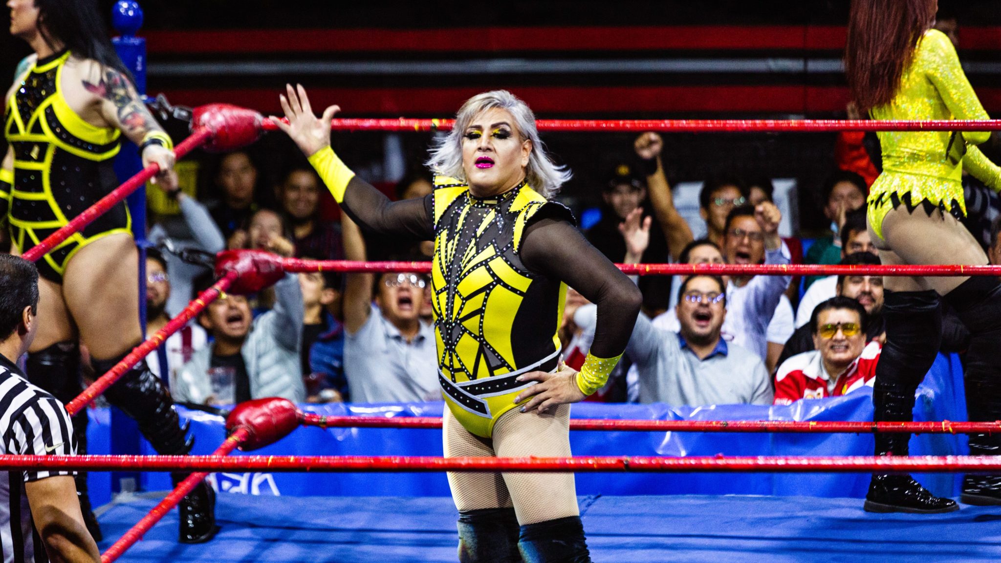 Diva Salvaje and the other members of Las Shotas face the audience at the Arena Naucalpan in Mexico State.