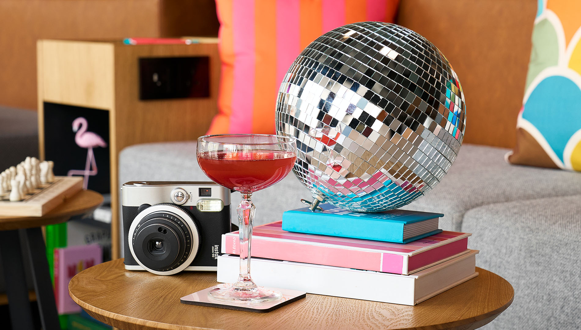 free cocktail at the Moxy with a disco ball, Marriott Bonvoy hotel benefits