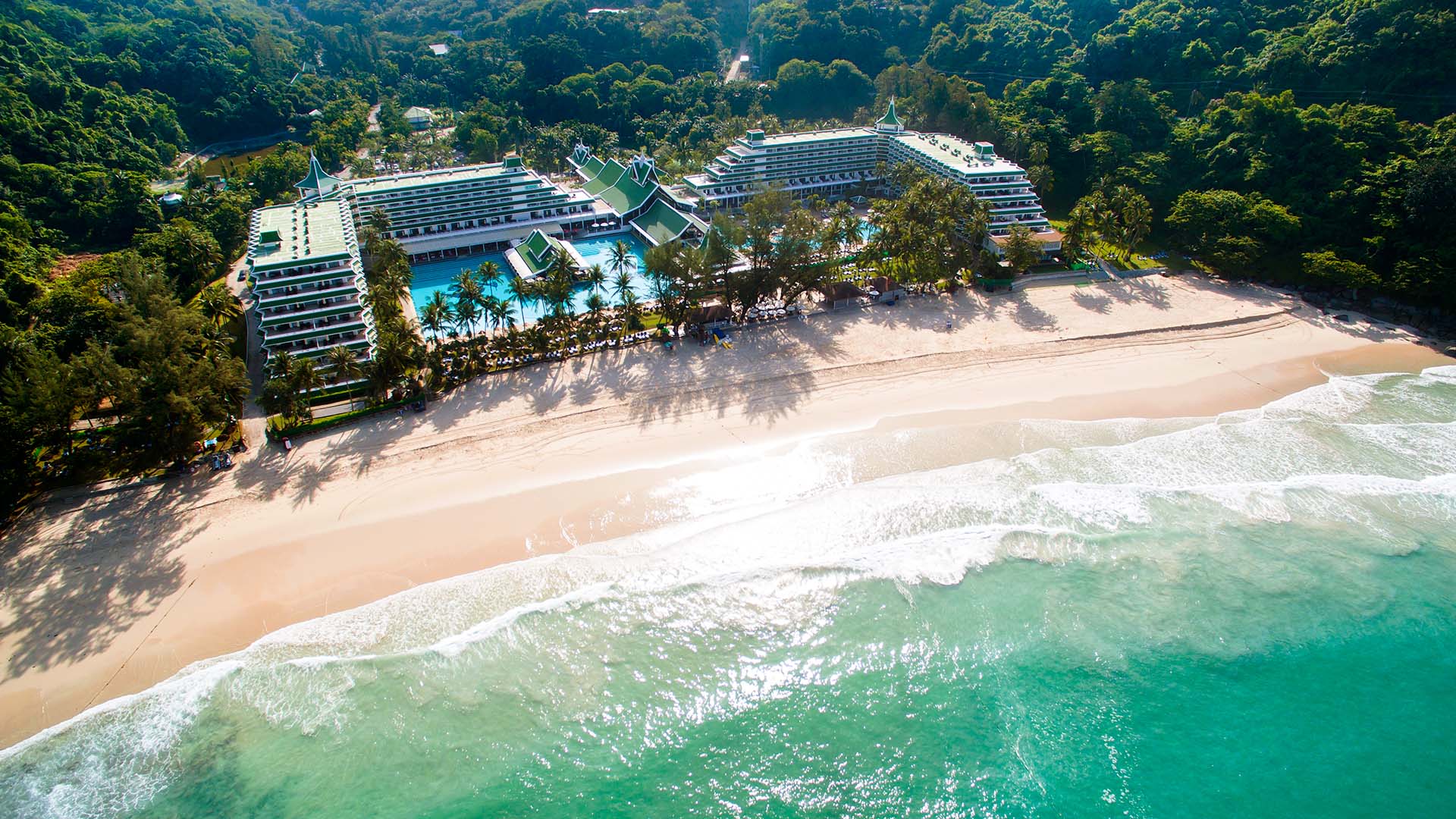 aerial view of the beachfront Le Méridien Phuket Beach Resort 